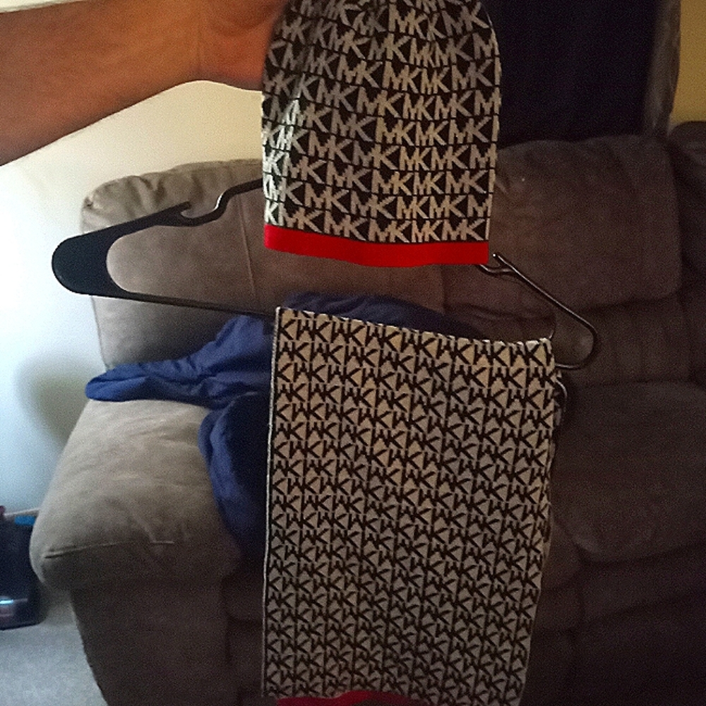 Micheal kors scarf and matching hat